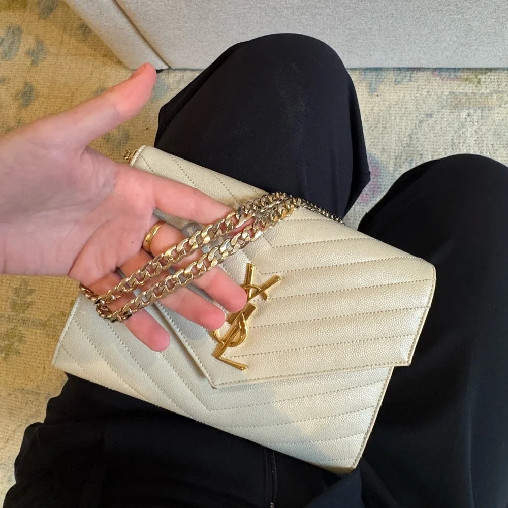 YSL Grain De Poudre Matelasse Chevron Monogram Envelope Clutch Blanc - Picture 9 of 15
